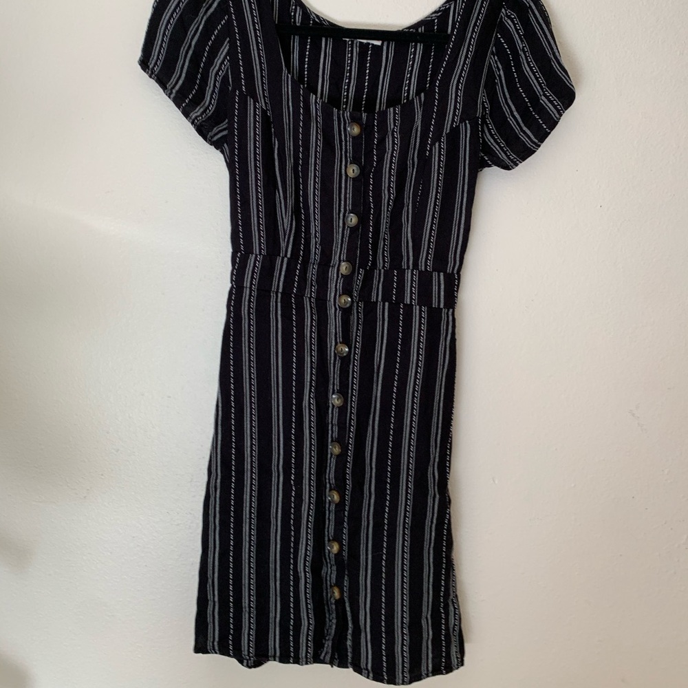 Le Lis button up dress